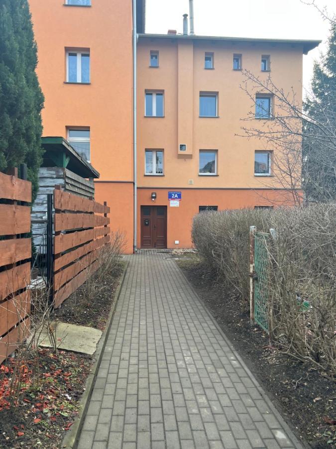 Blisko Teatru 2 Apartment Wałbrzych Exterior foto